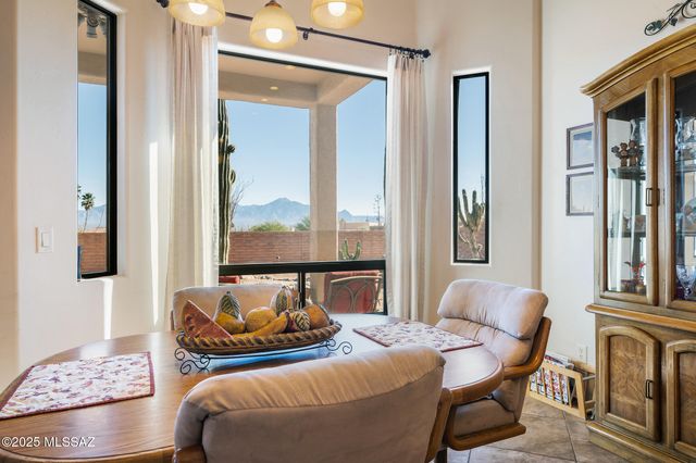 859 S Paseo De La Lira, Green Valley, AZ 85614