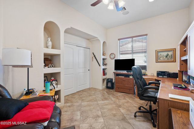 859 S Paseo De La Lira, Green Valley, AZ 85614