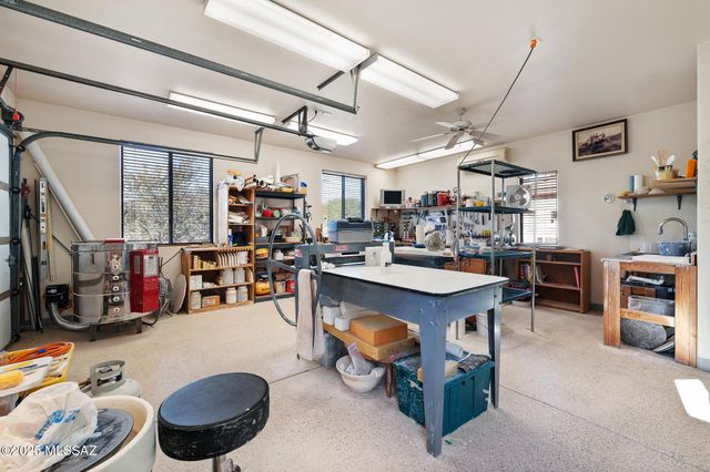 859 S Paseo De La Lira, Green Valley, AZ 85614