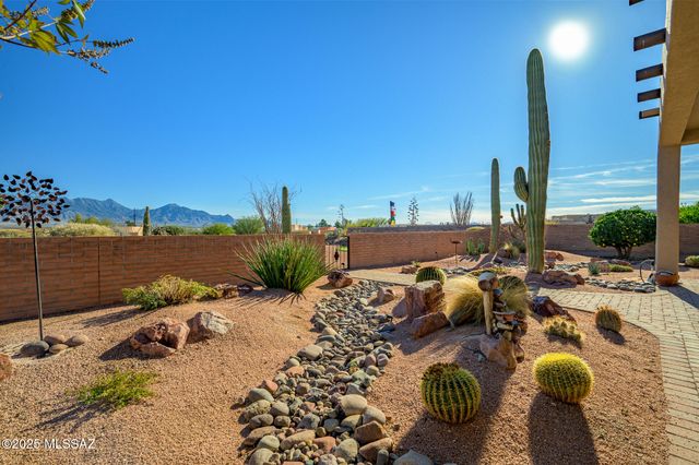 859 S Paseo De La Lira, Green Valley, AZ 85614