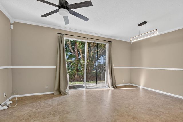 2557 Riverside Drive, Coral Springs, FL 33065