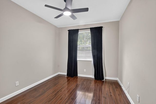 2557 Riverside Drive, Coral Springs, FL 33065