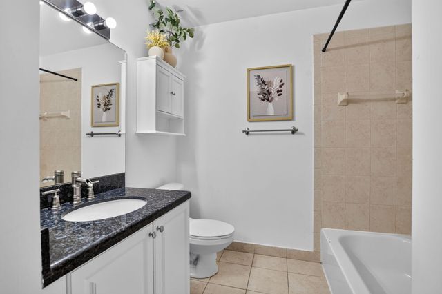 2557 Riverside Drive, Coral Springs, FL 33065