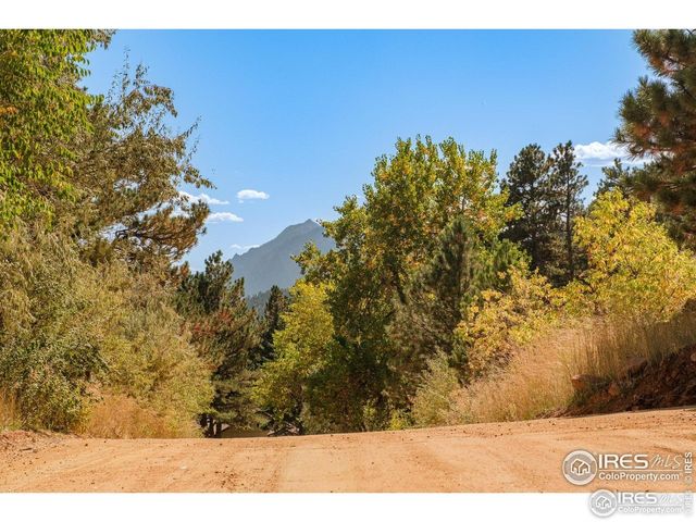6365 Red Hill Rd, Boulder, CO 80302