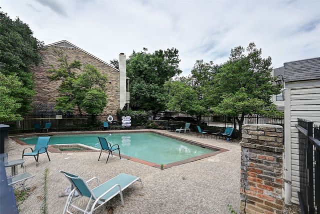 7340 Skillman Street 808, Dallas, TX 75231