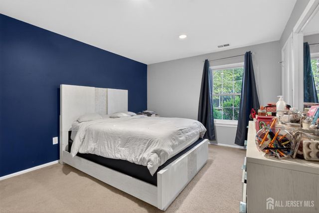 99 Pennsylvania Avenue, North Brunswick, NJ 08902