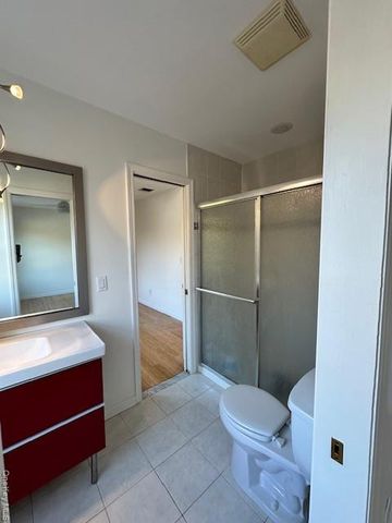 96 W Tiana Road, Hampton Bays, NY 11946