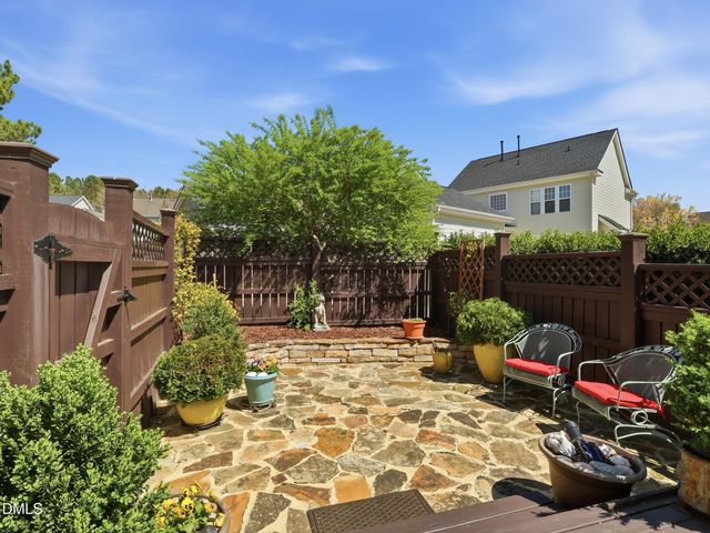 412 Marsh Landing Drive, Holly Springs, NC 27540