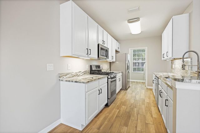 6123 FISHHAWK CROSSING BOULEVARD, Lithia, FL 33547