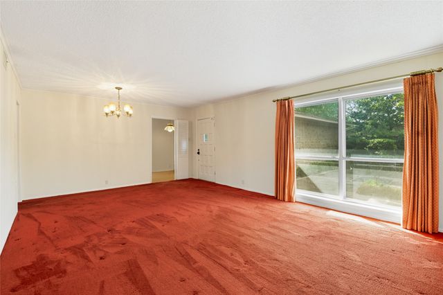 414 Willow Way, Gainesville, TX 76240