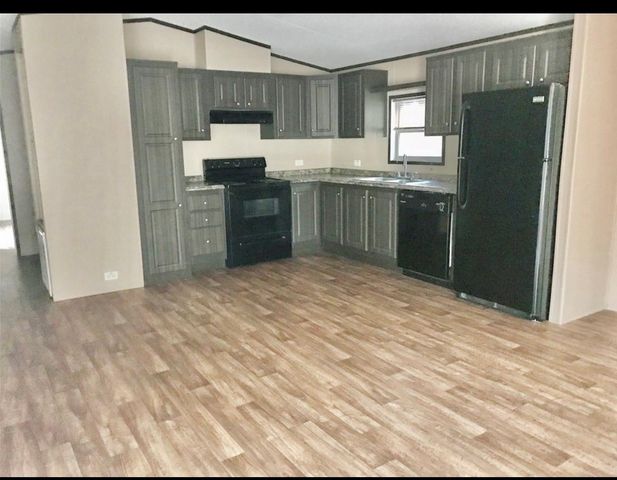 931 S Pine Lake Road, Montgomery, TX 77316