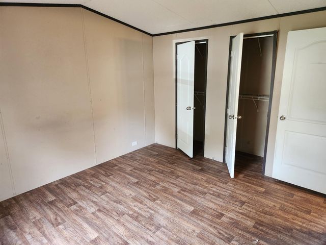 931 S Pine Lake Road, Montgomery, TX 77316