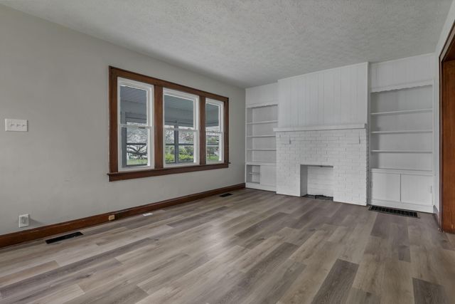 1376 Wilson Avenue, Columbus, OH 43206