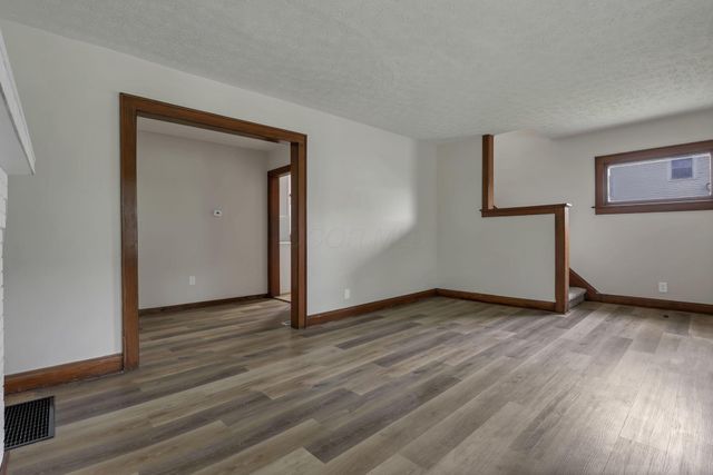 1376 Wilson Avenue, Columbus, OH 43206