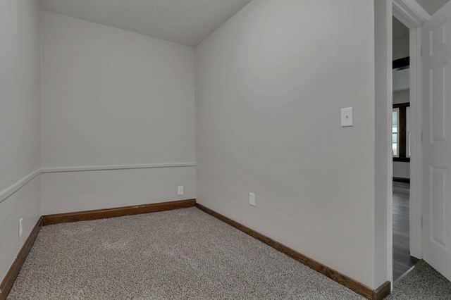 1376 Wilson Avenue, Columbus, OH 43206