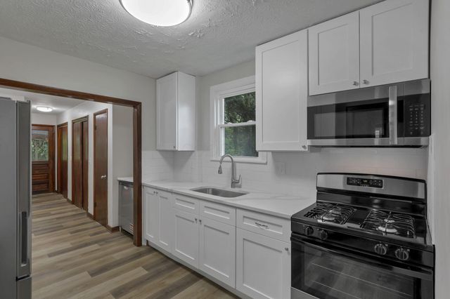 1376 Wilson Avenue, Columbus, OH 43206