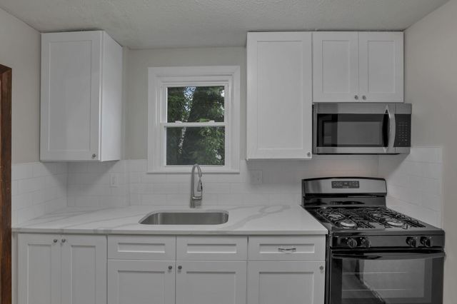 1376 Wilson Avenue, Columbus, OH 43206