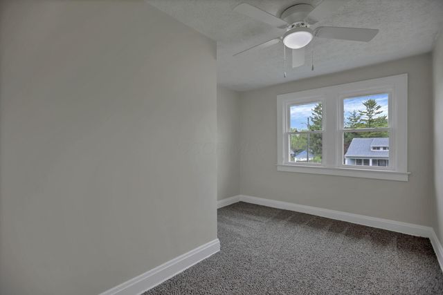 1376 Wilson Avenue, Columbus, OH 43206