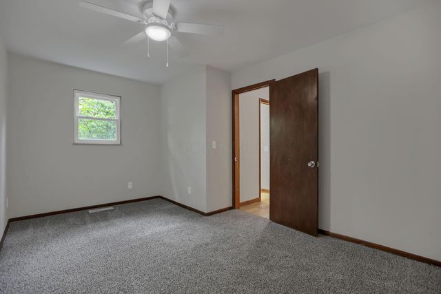1376 Wilson Avenue, Columbus, OH 43206