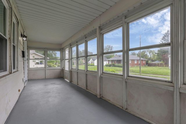 1376 Wilson Avenue, Columbus, OH 43206
