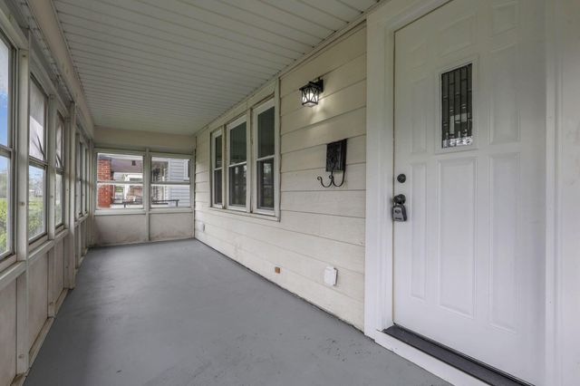 1376 Wilson Avenue, Columbus, OH 43206