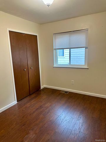 3432 CONE Avenue, Rochester Hills, MI 48309