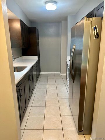 3432 CONE Avenue, Rochester Hills, MI 48309