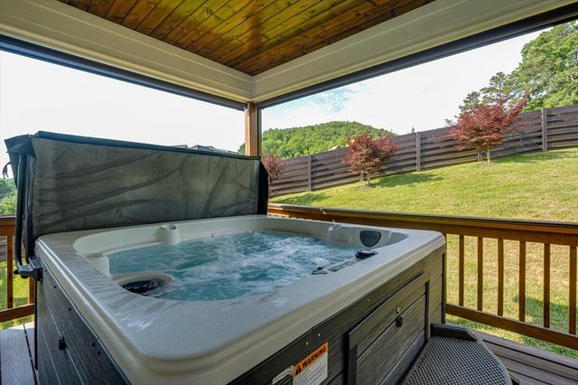 315 Windy Hill Drive, Rocky Face, GA 30740