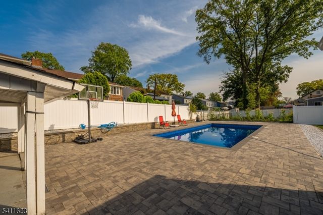 317 Drake Ave, Roselle Boro, NJ 07203