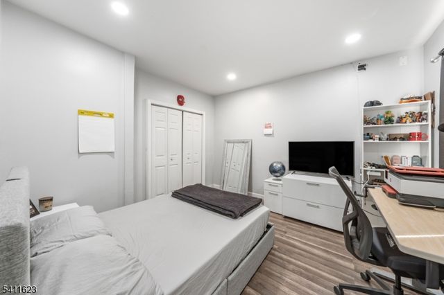 317 Drake Ave, Roselle Boro, NJ 07203