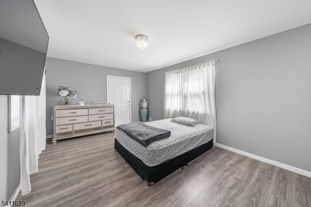 317 Drake Ave, Roselle Boro, NJ 07203