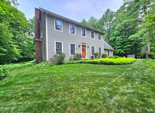 7 Pond Hollow Road, Sand Lake, NY 12018