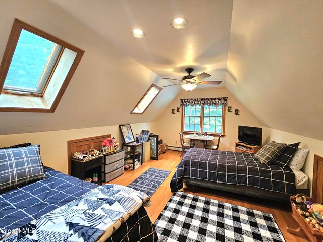 7 Pond Hollow Road, Sand Lake, NY 12018