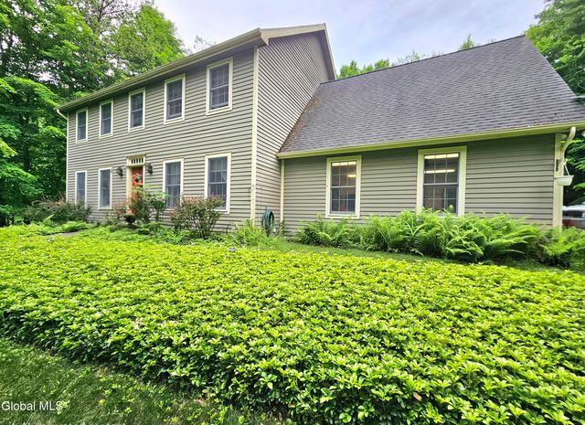 7 Pond Hollow Road, Sand Lake, NY 12018