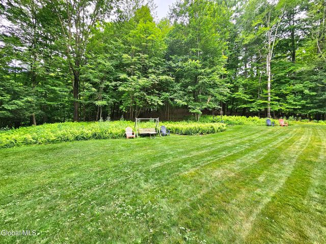 7 Pond Hollow Road, Sand Lake, NY 12018