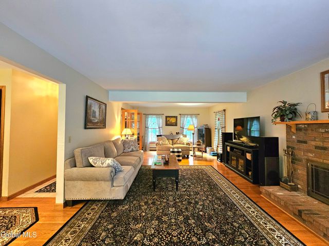 7 Pond Hollow Road, Sand Lake, NY 12018