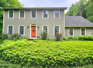 7 Pond Hollow Road, Sand Lake, NY 12018