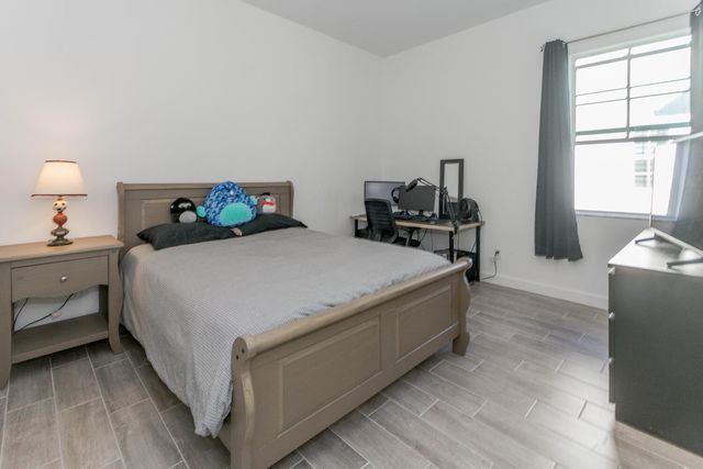 714 Hookline Circle, Loxahatchee, FL 33470