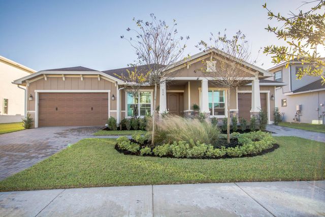 714 Hookline Circle, Loxahatchee, FL 33470