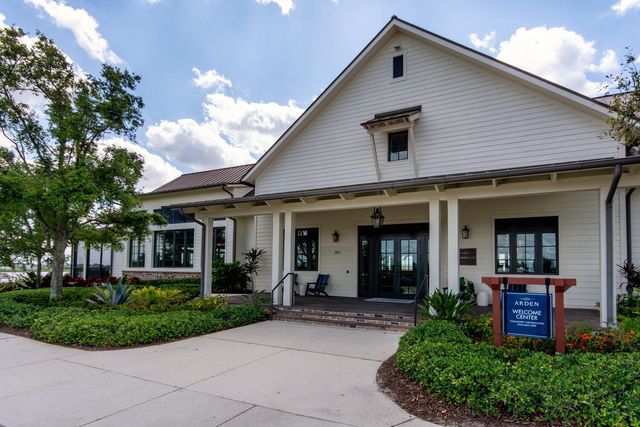714 Hookline Circle, Loxahatchee, FL 33470