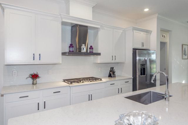 714 Hookline Circle, Loxahatchee, FL 33470