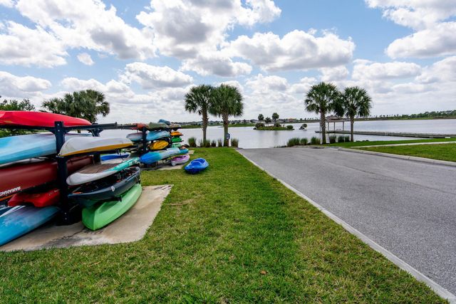 714 Hookline Circle, Loxahatchee, FL 33470