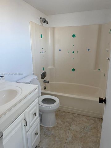 2800 NW 56th Ave B403, Lauderhill, FL 33313
