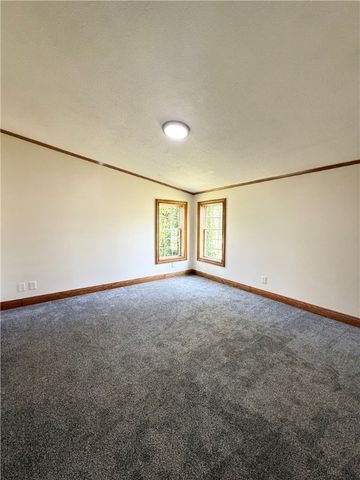 3467 Douthett Dr, Shenango, PA 16134