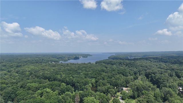 3467 Douthett Dr, Shenango, PA 16134