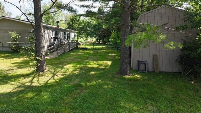 3467 Douthett Dr, Shenango, PA 16134
