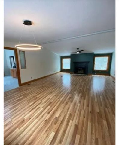 3467 Douthett Dr, Shenango, PA 16134