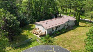 3467 Douthett Dr, Shenango, PA 16134