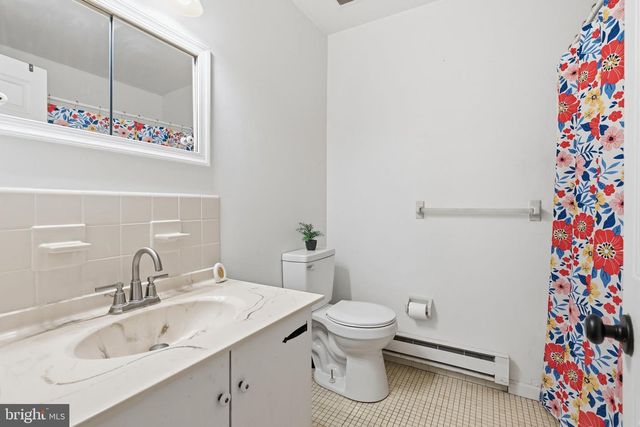 121 BRAITHWAITE LN, Quakertown, PA 18951