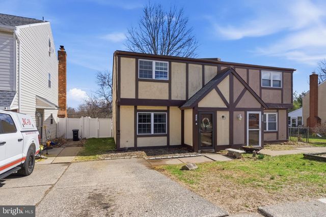 121 BRAITHWAITE LN, Quakertown, PA 18951